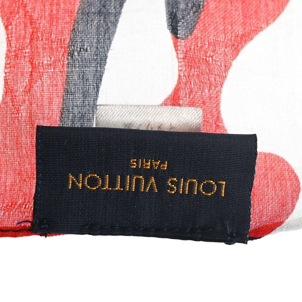 LOUIS VUITTON Scarves