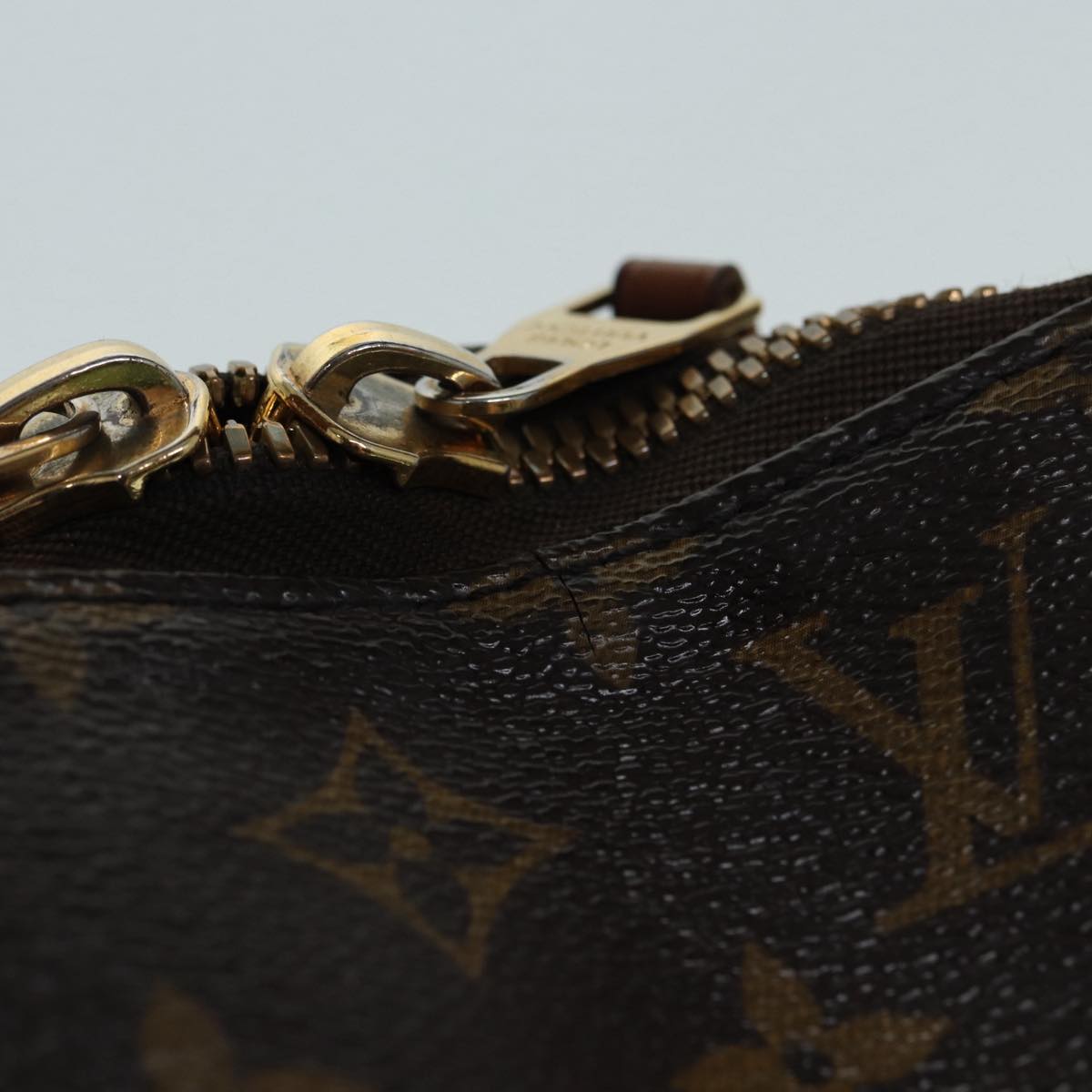 LOUIS VUITTON Monogram Sully MM Shoulder Bag M40587 LV Auth 88581