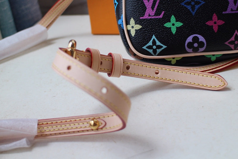 Louis Vuitton Luxury Bags 1798