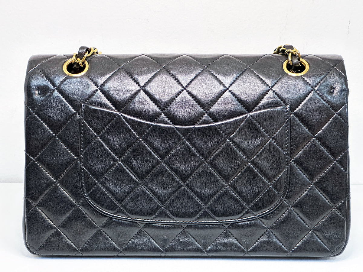 Chanel Vintage Black Quilted Lambskin Medium Classic Double Flap Bag 2843 holo card