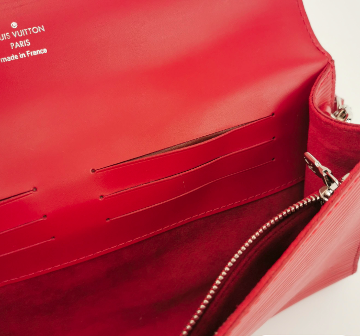 Preloved Louis Vuitton (LV) shoulder red Bag 27.5cm 23070578347974