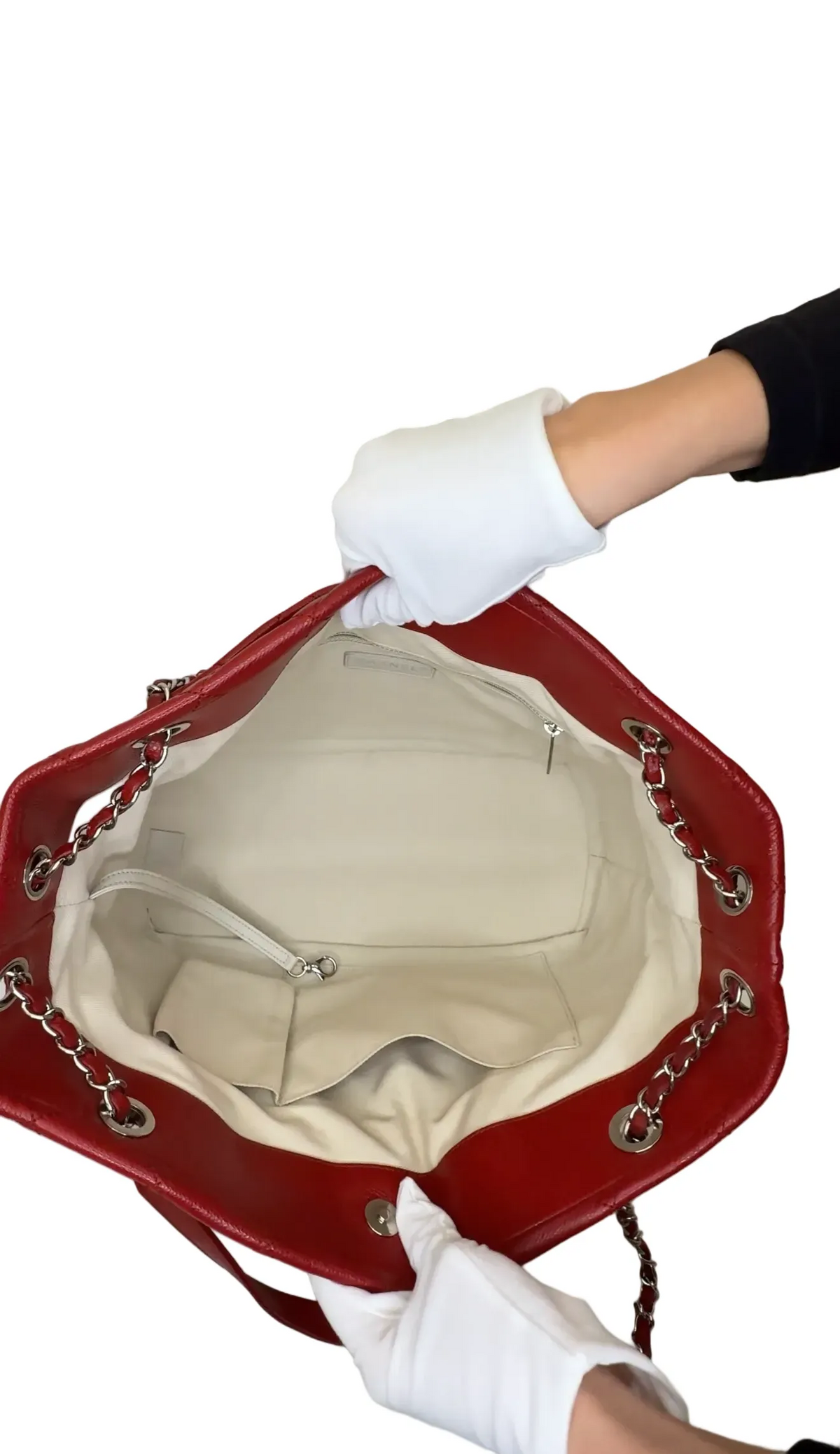 Coco cabas leather handbag Chanel Red in Leather B22-44 B22-44