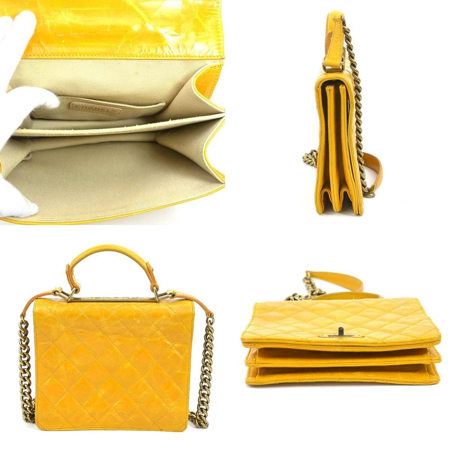 CHANEL Shoulder Bag