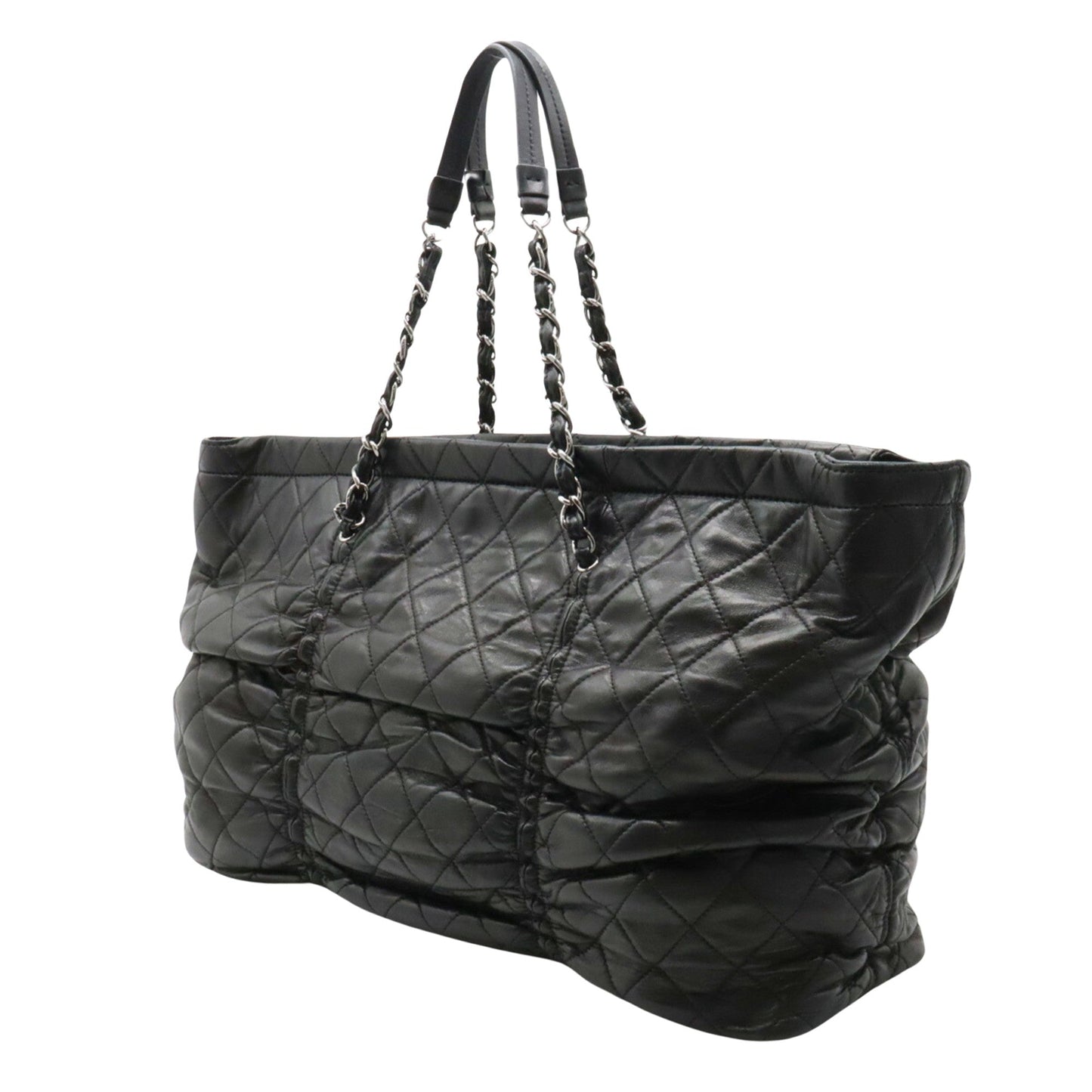 CHANEL Matelasse Tote