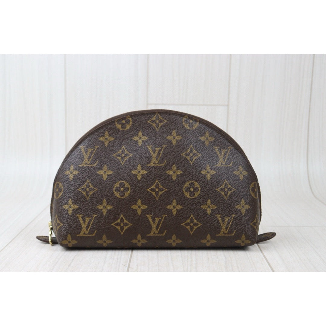 Rank A ｜LV Monogram GM Pochette Cosmetics｜24080903
