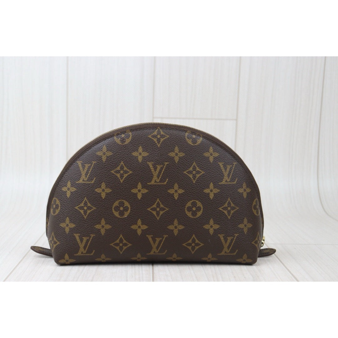 Rank A ｜LV Monogram GM Pochette Cosmetics｜24080903