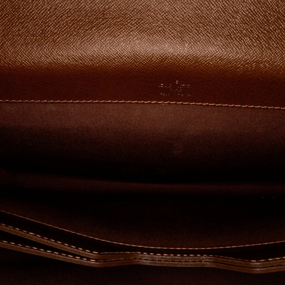 Louis Vuitton Robusto 2 Brown Taïga