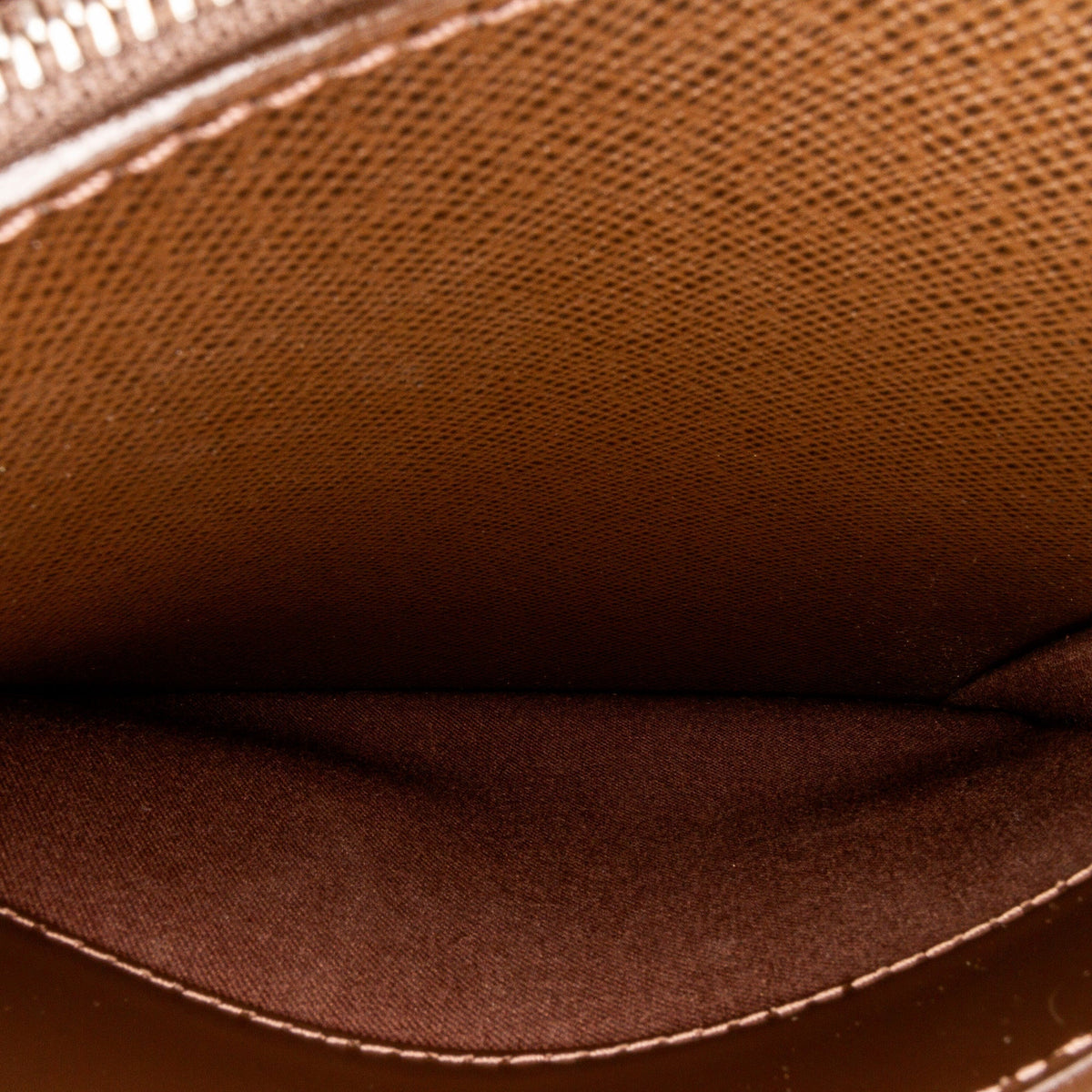 Louis Vuitton Robusto 2 Brown Taïga