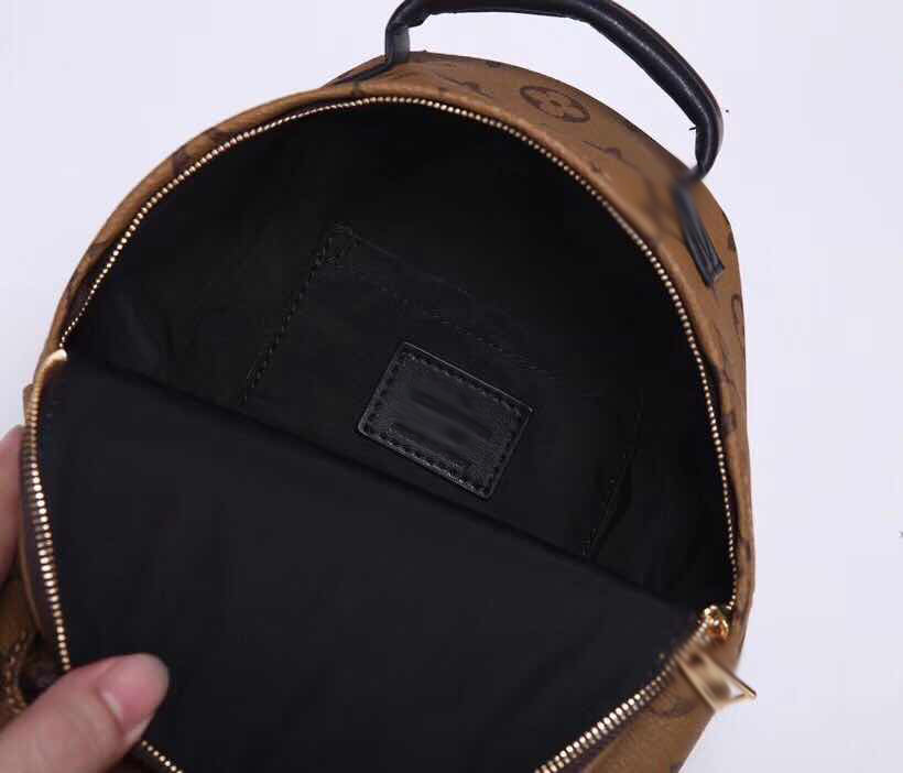 LB004  6.7x8.7x4inch MINI SIZE