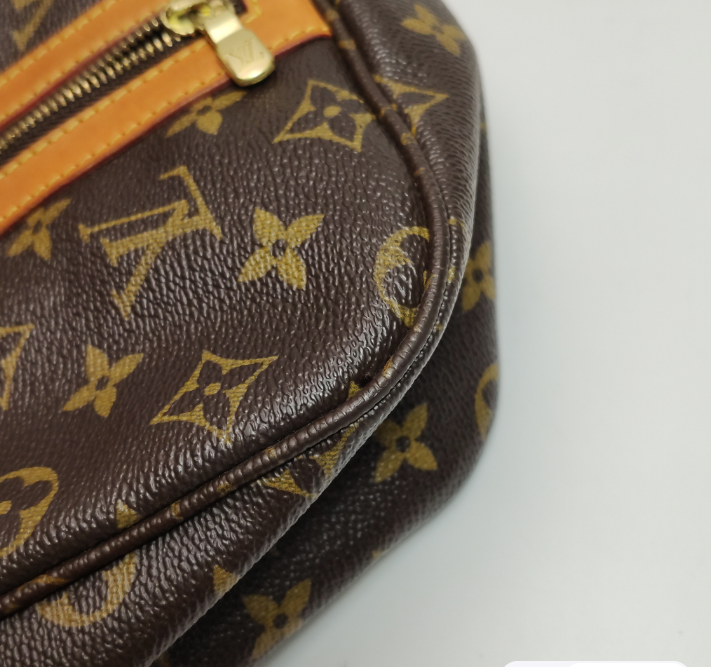 Preloved Louis Vuitton (LV) Sac Bosphore Monogram Bag 34.5cm 250326781121303