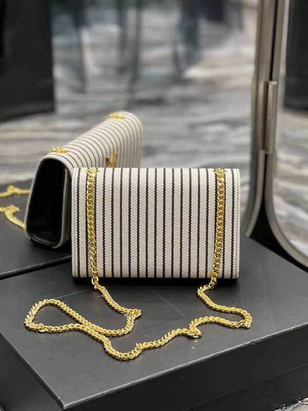 Yves Saint Laurent - Bags - The Wells Bags  580