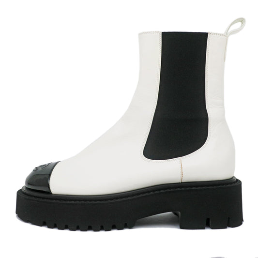 CHANEL G38218 36C White Black Leather Thick Bottom Coco Shoes  G38218 36C White Black Leather