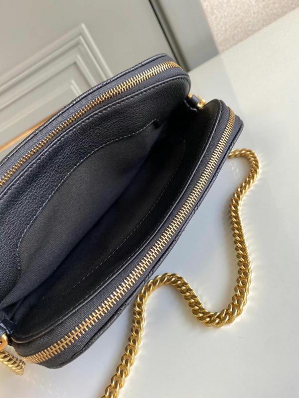 Yves Saint Laurent - Bags - The Wells Bags  204