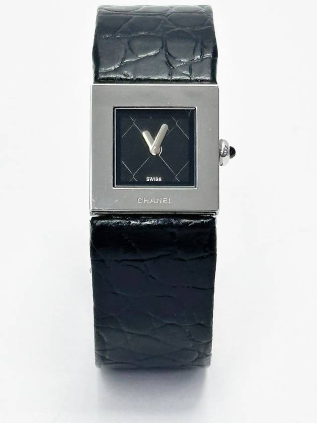 Black silver mattrasse quartz watch 4VCHC16479 Chanel