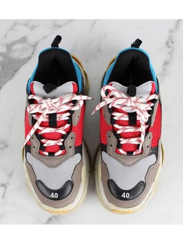 Luxury Balenciaga  Triple S Multi 40