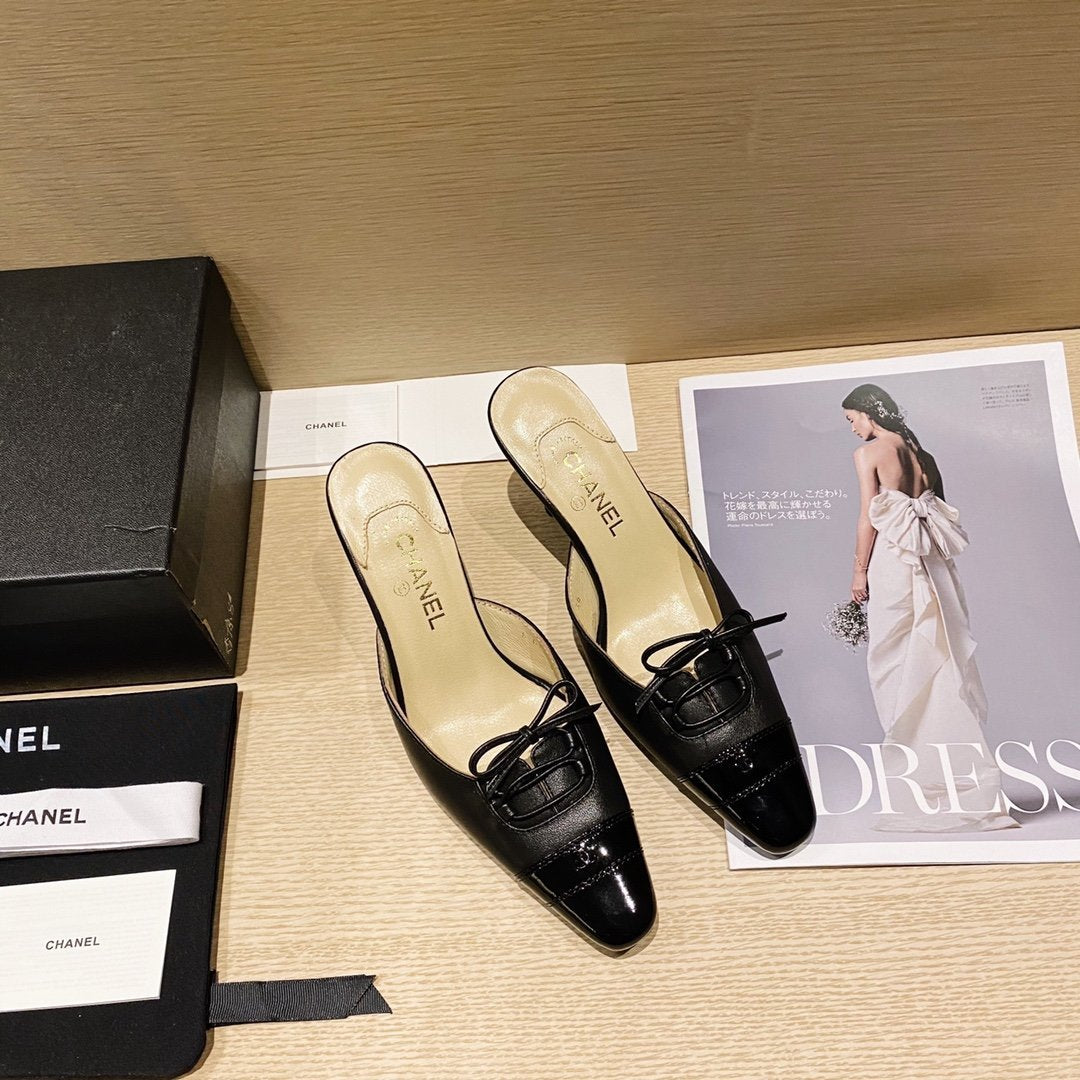 CHANEL CC LOGO MULES SHOES SLIDES 40 1/2