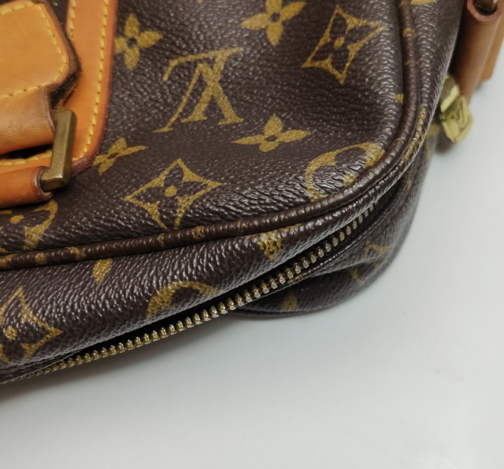 Preloved Louis Vuitton (LV) Sac Bosphore Monogram Bag 34.5cm 250326781121303