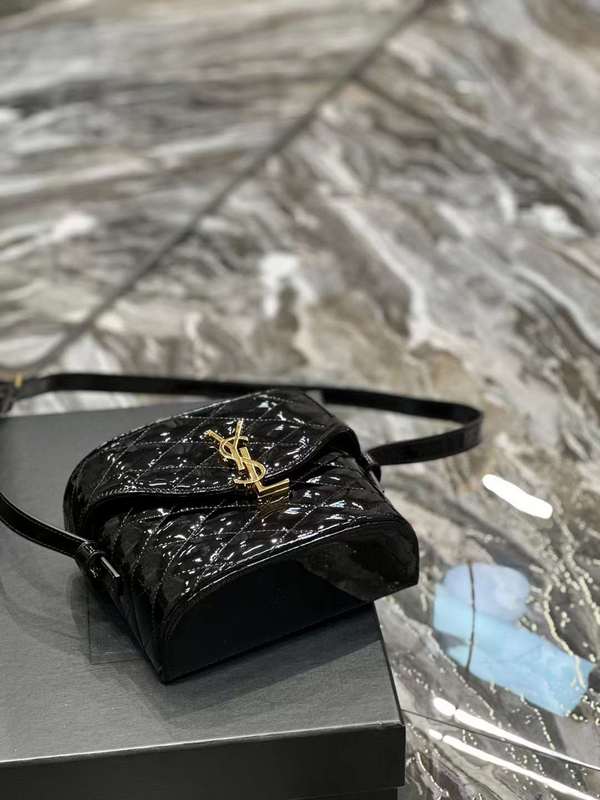 Yves Saint Laurent - Bags - The Wells Bags  542