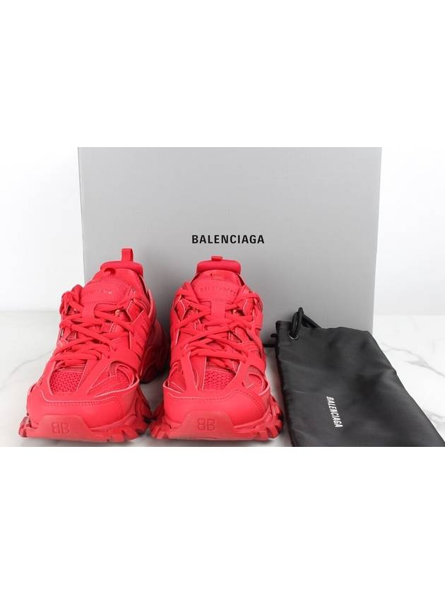 Luxury Balenciaga  track sneakers 36 5 235