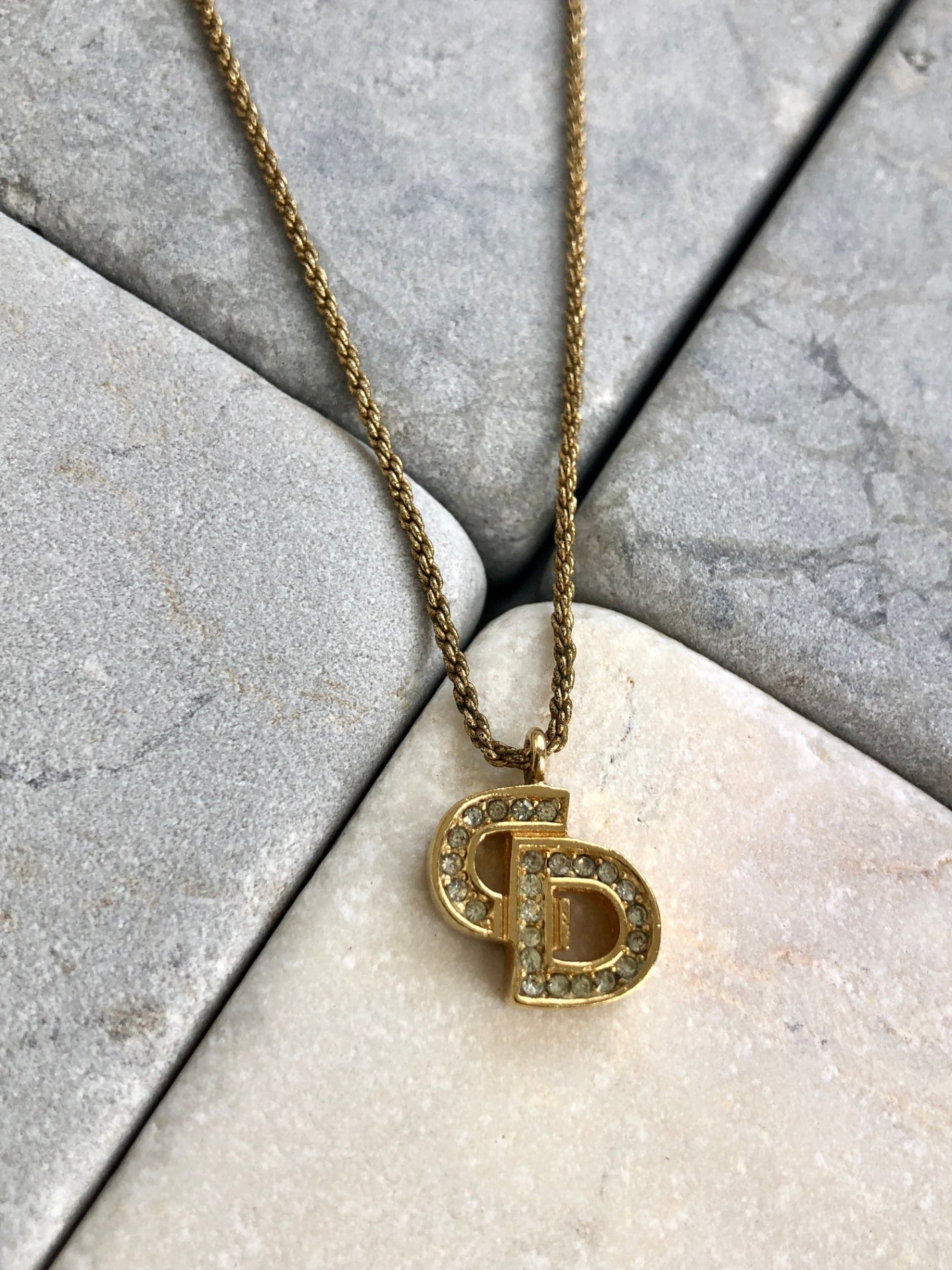 Christian Dior CD Logo Rhinestone Necklace Gold Vintage wzptxx
