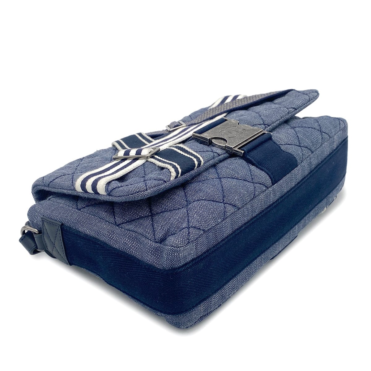 CHANEL DENIM AIRLINECHAIN SHOULDER BAG WITH RUTHENIUM 90265909