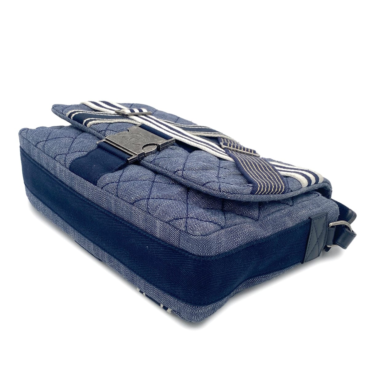 CHANEL DENIM AIRLINECHAIN SHOULDER BAG WITH RUTHENIUM 90265909