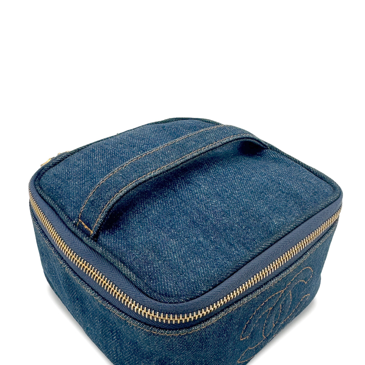 CHANEL VINTAGE VANITY HAND BAG BLUE DENIM 90273078