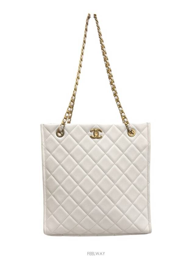 women shoulder bag Chanel