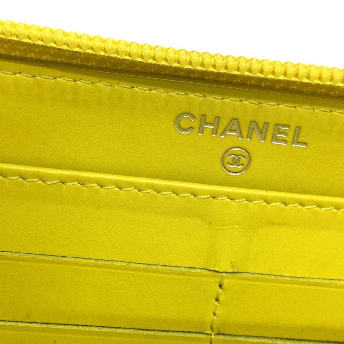 Top Quality Chanel Logo CC Wallet