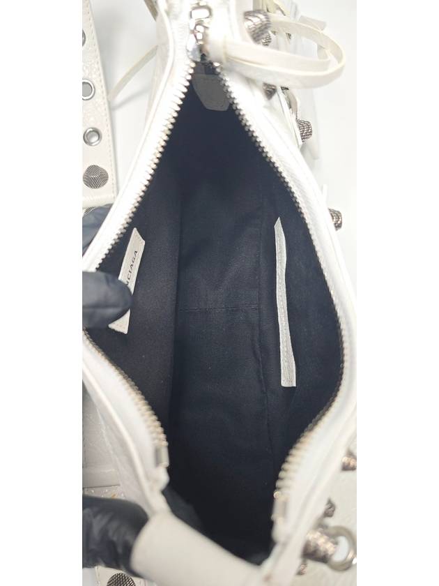 Luxury Balenciaga  Le Cargol xs shoulder bag