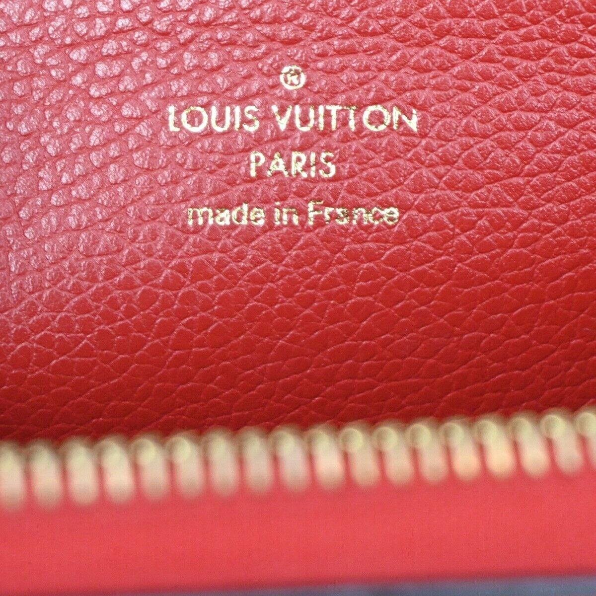 LOUIS VUITTON Portefeuille zippy Wallet