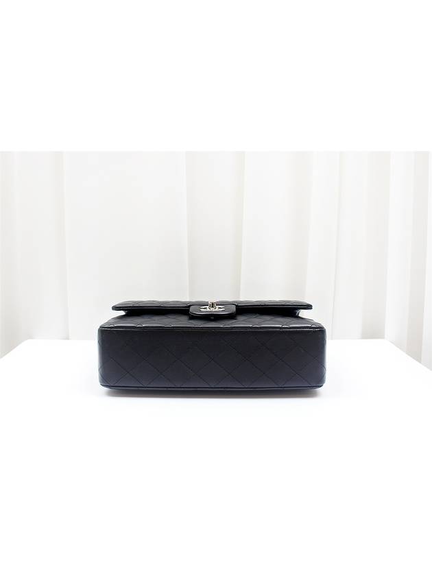 Lambskin classic medium black silver chain shoulder bag A01112 Chanel