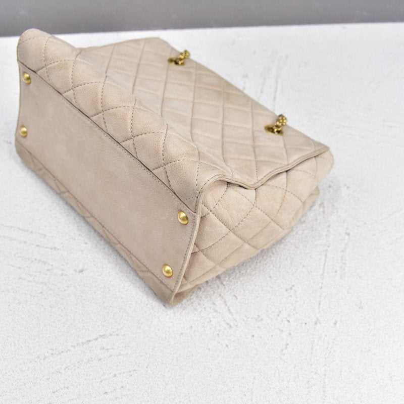 CHANEL Reissue Quilted Caviar Chain Tote Bag