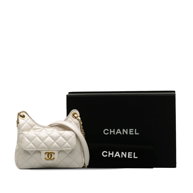 Chanel Matrases Coco  Chain Shoulder Bag White Leather  Chanel