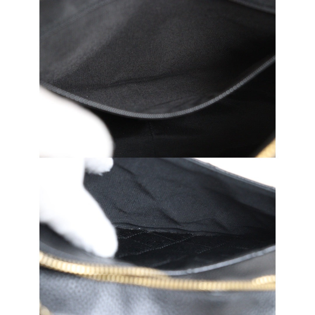 Rank AB ｜ CHANEL Half Moon Shoulder Bag Black Made In 2002-2003Year  ｜VT24071806