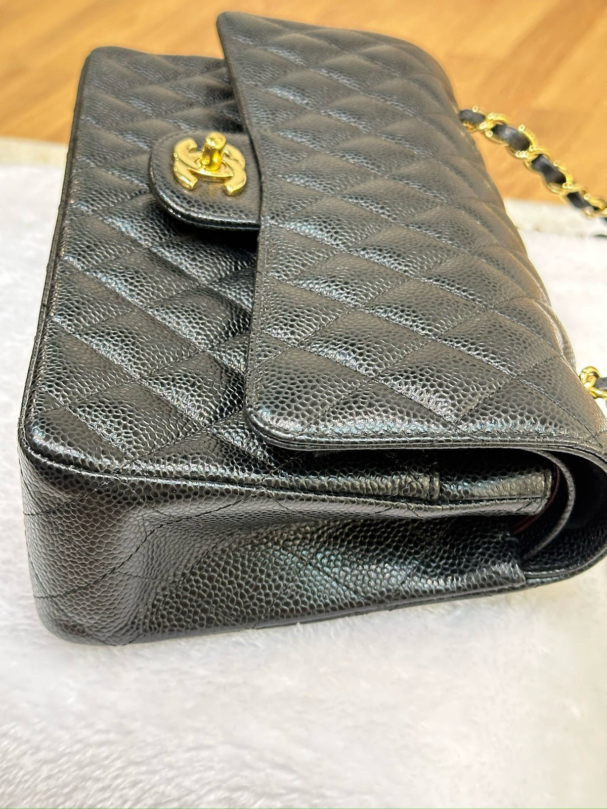 Chanel Medium Classic Quilted Caviar Double Flap Black GHW 2790 holo card