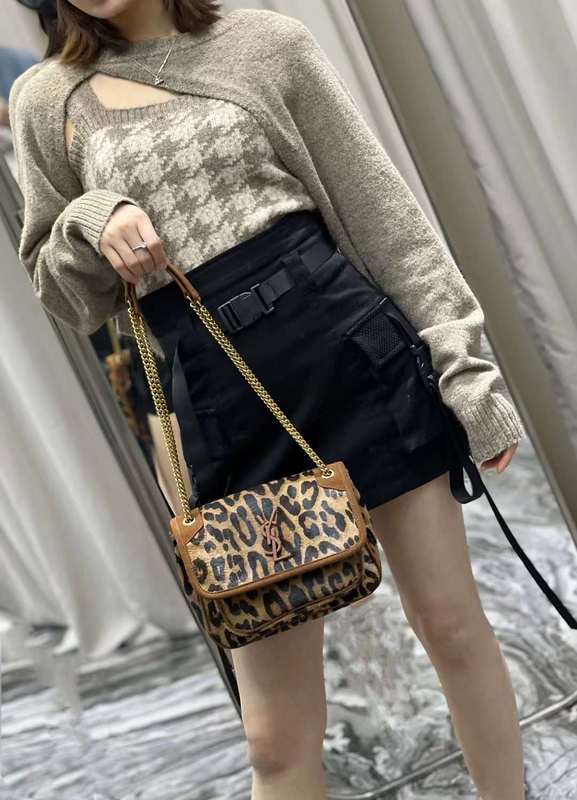 Yves Saint Laurent - Bags - The Wells Bags  514