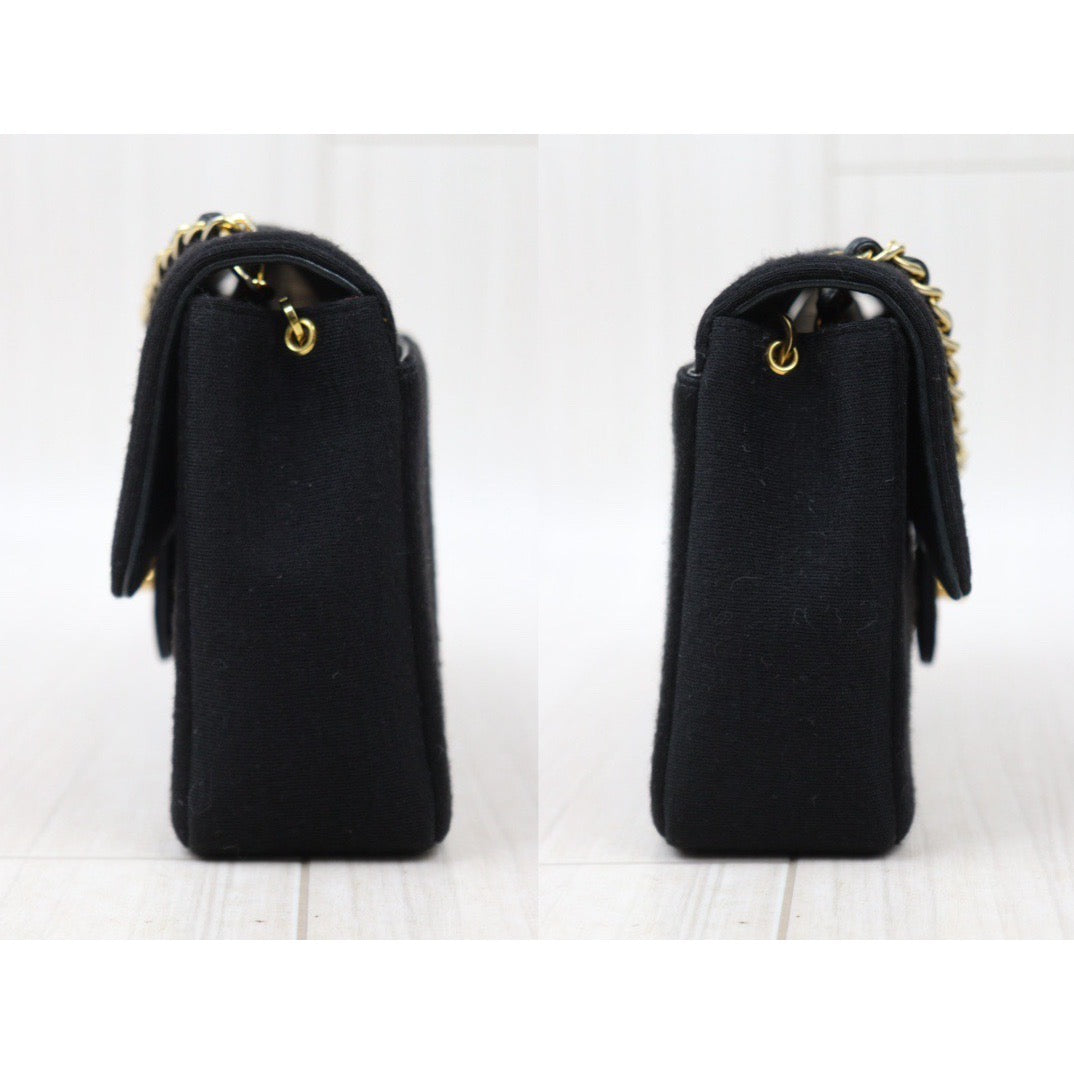Rank AB ｜ CHANEL Canvas Baguette 23 Shoulder Bag Black Made In 2006-2008Year｜ P24061142