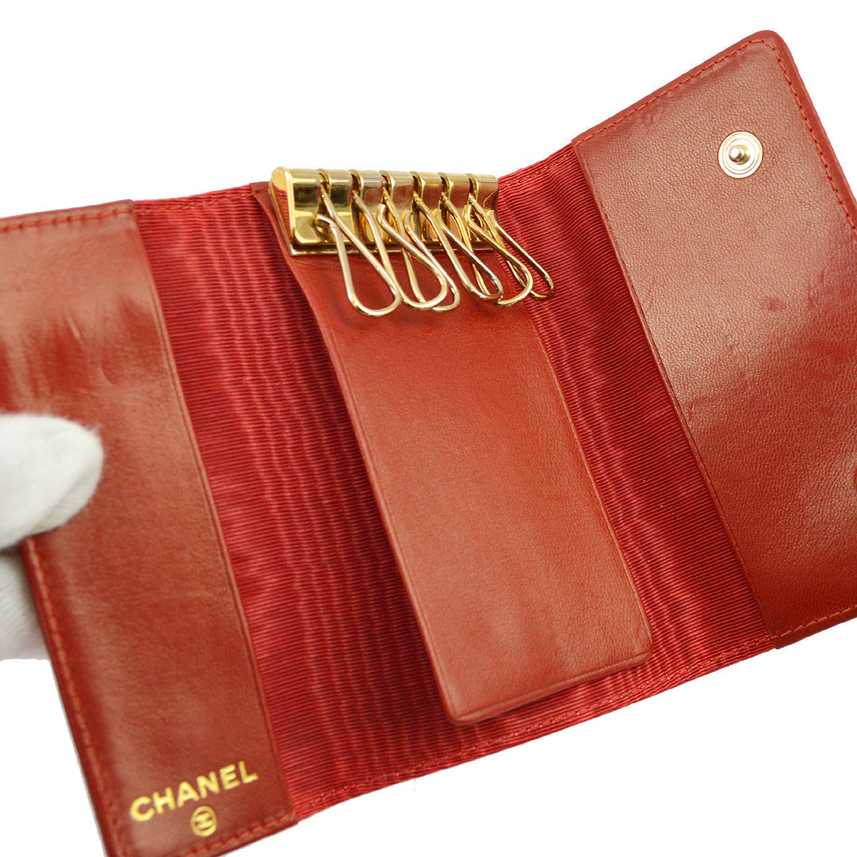 Chanel Red Caviar Key Case Small Good