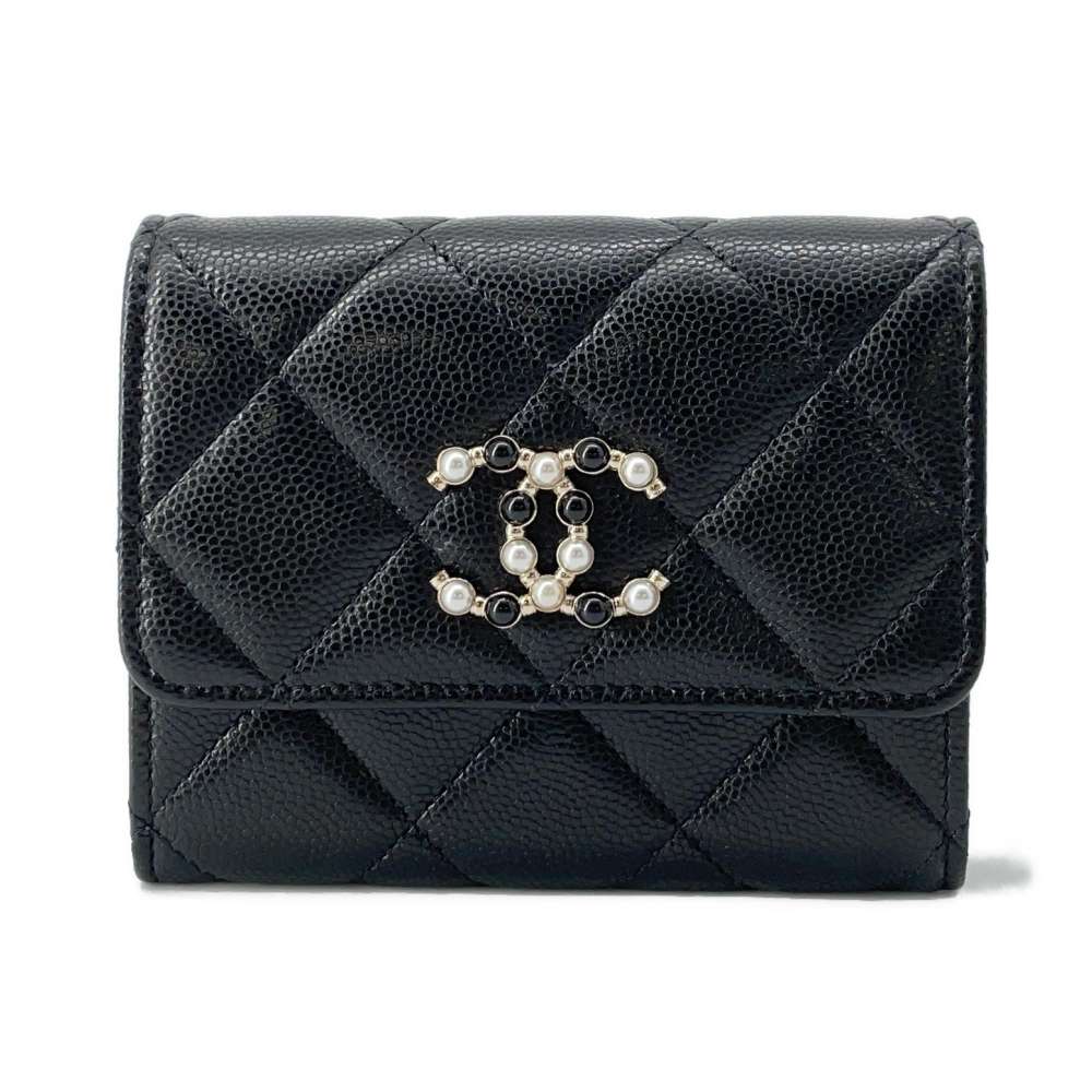 CHANEL Matelasse Chain wallet Black Caviar Leather