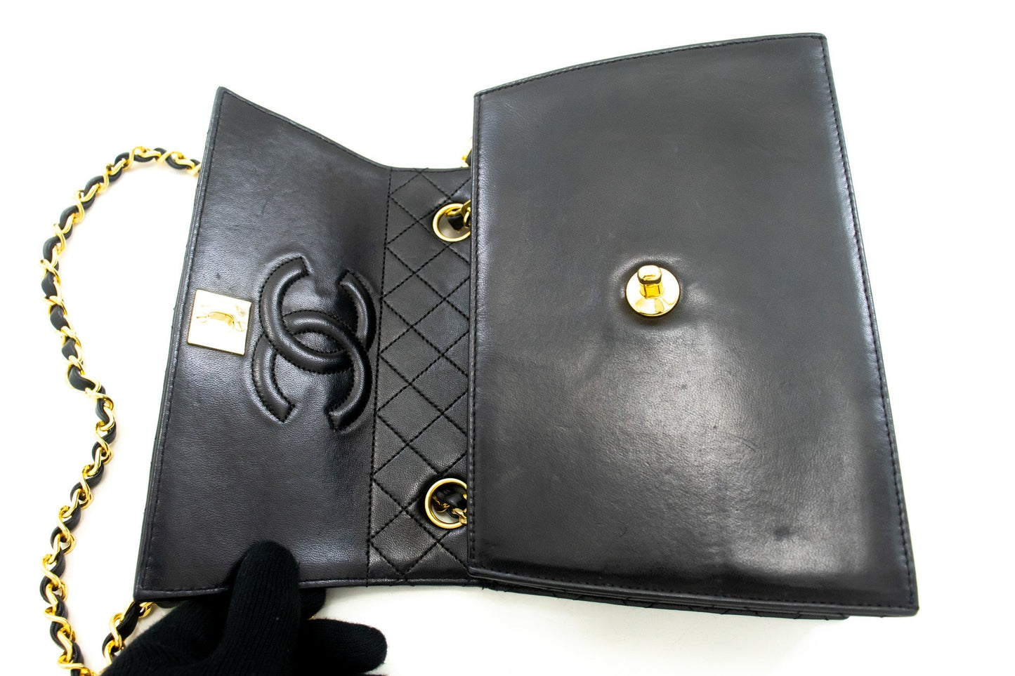CHANEL Matelasse Shoulder Bag