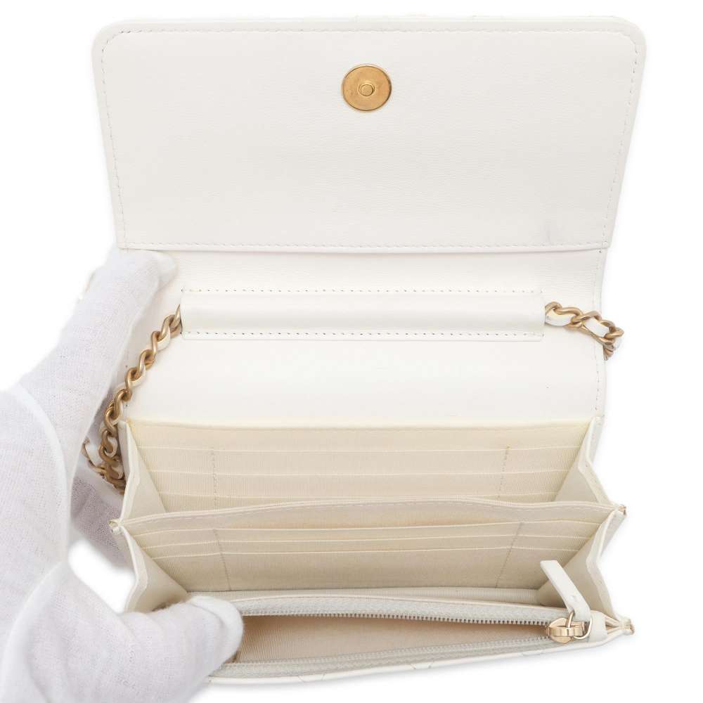 CHANEL Matelasse Chain Wallet Frill White Lambskin