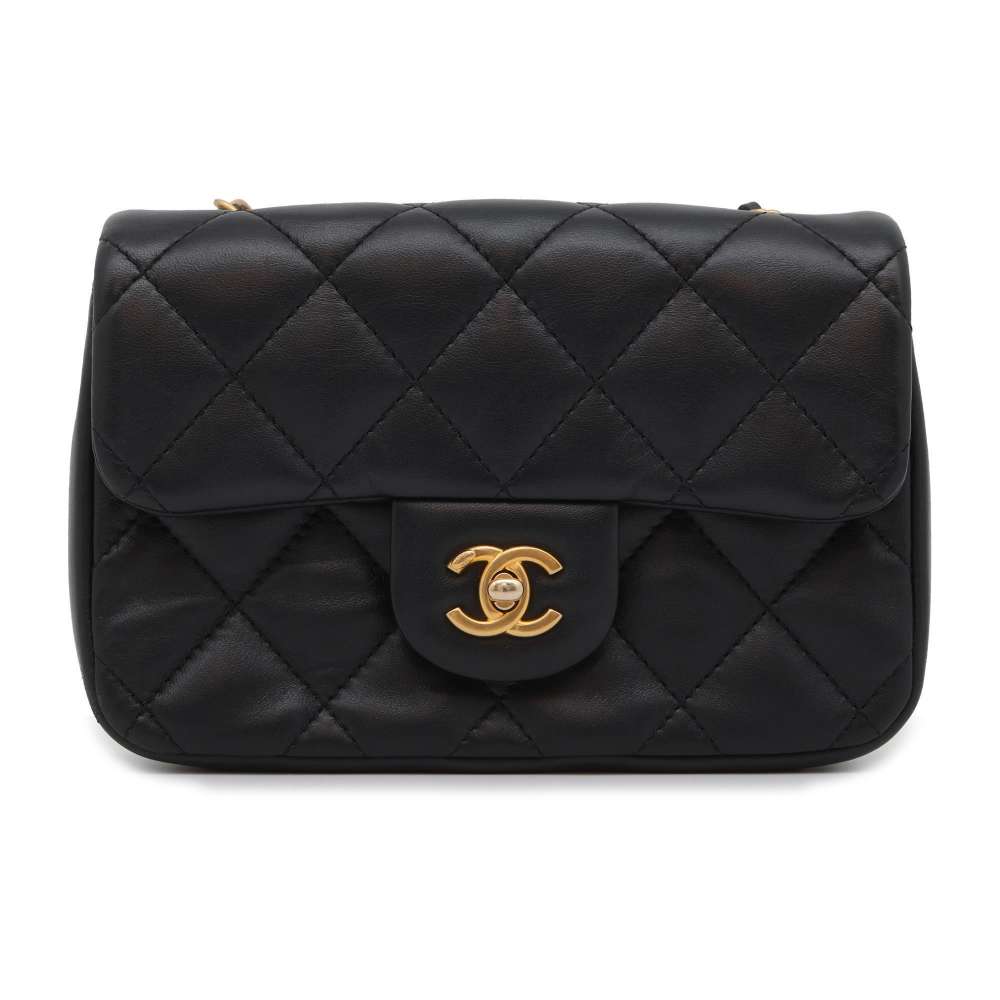 CHANEL Matelasse Heart Bag Charm Chain Shoulder Black AS3456 Lambskin