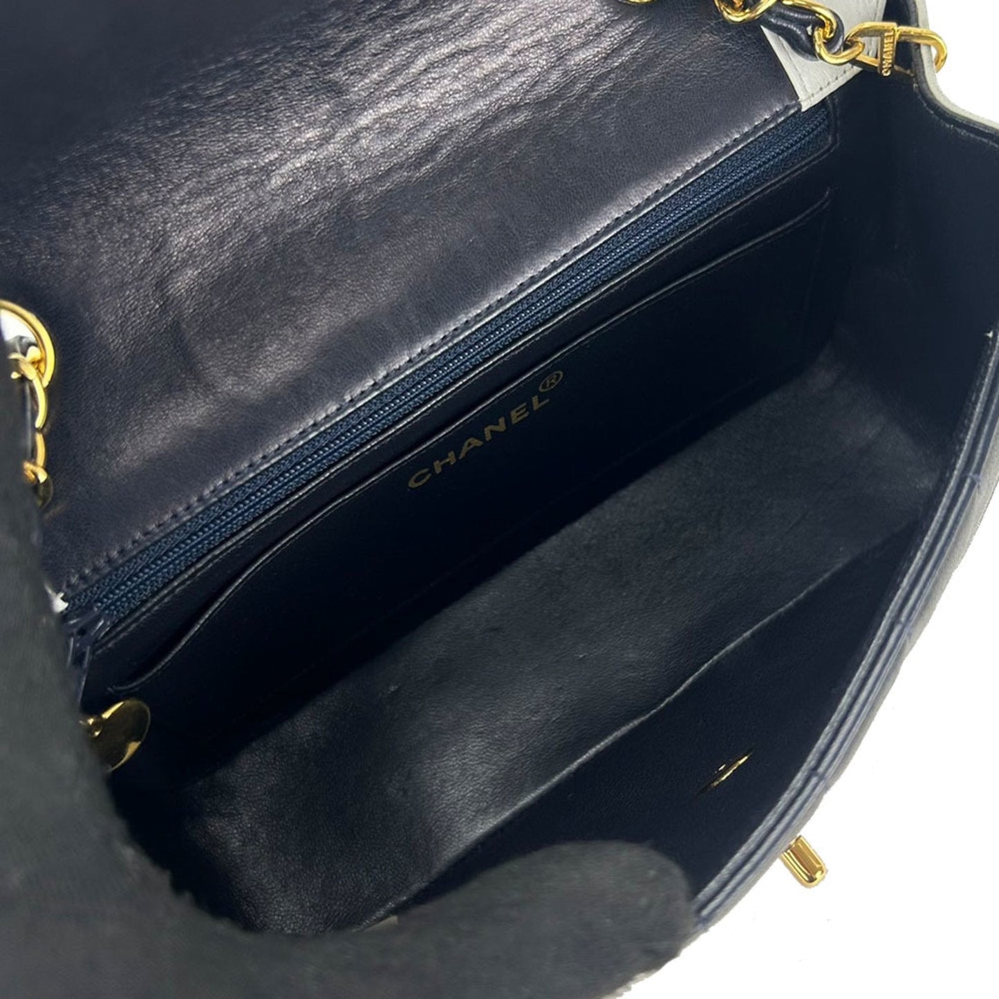 CHANEL Shoulder Bag