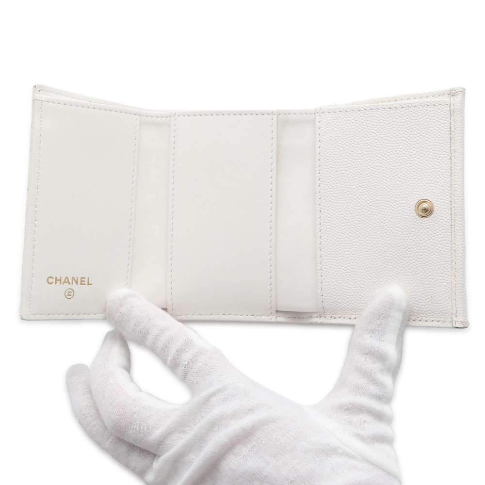 CHANEL Matelasse Tri-Fold Wallet White AP0230 Caviar Leather