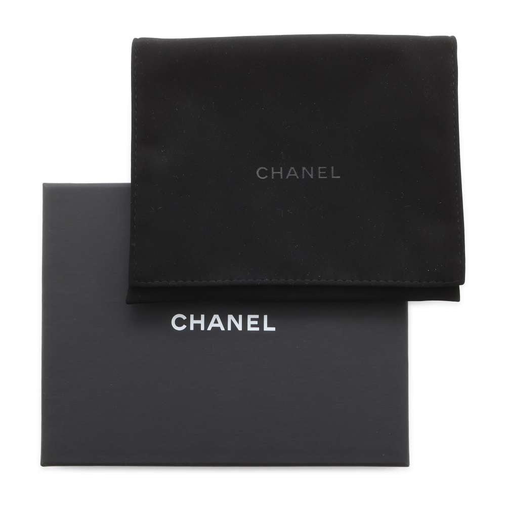 CHANEL Matelasse Tri-Fold Wallet White AP0230 Caviar Leather