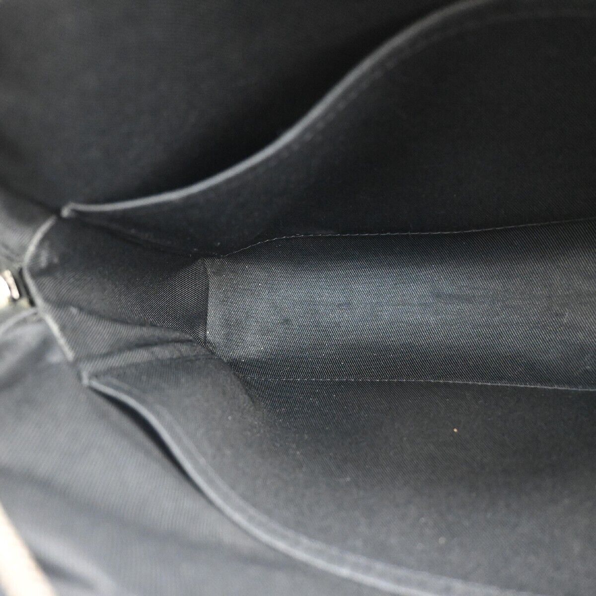LOUIS VUITTON Reporter Dayton Shoulder Bag