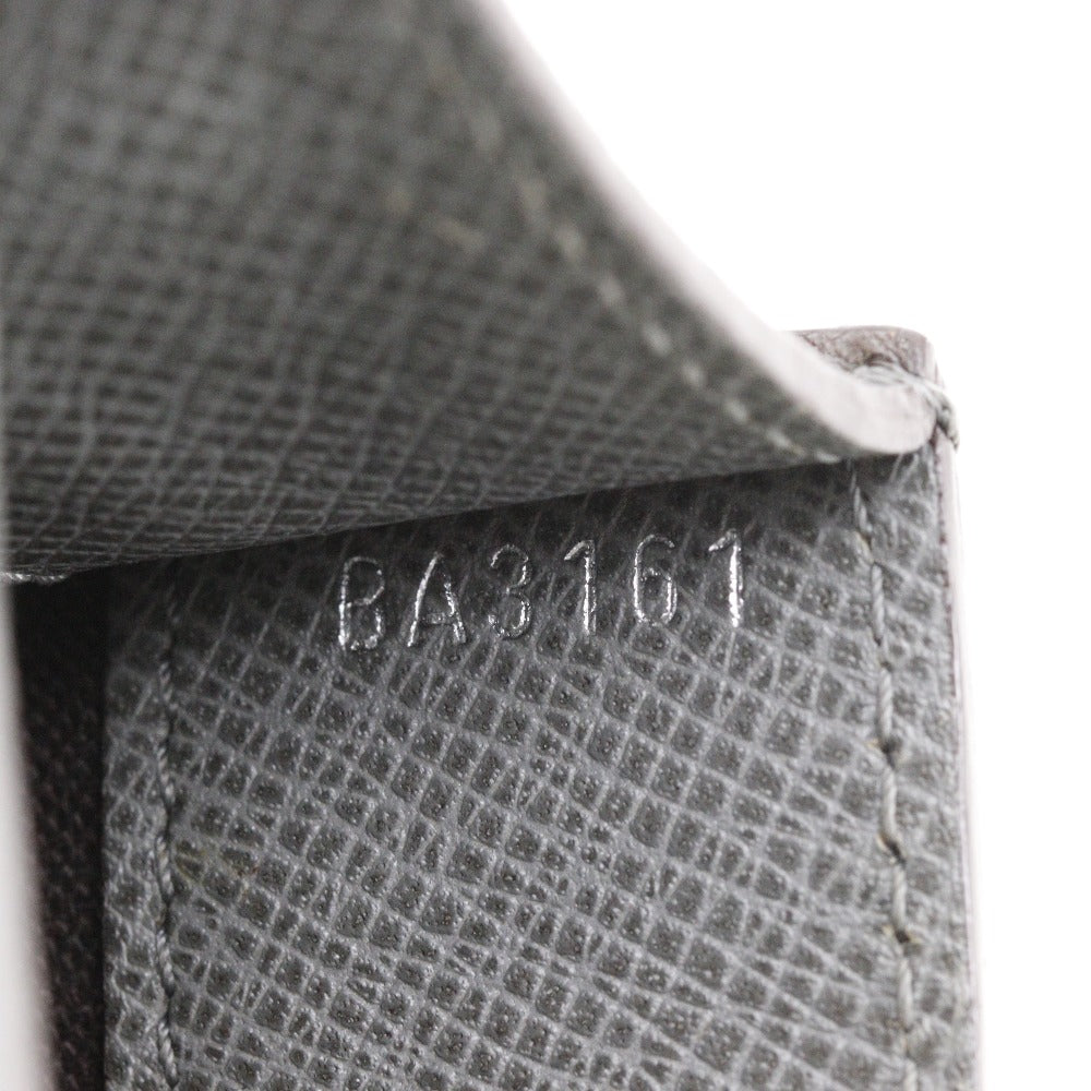 LOUIS VUITTON Robusto Briefcases & Attaches