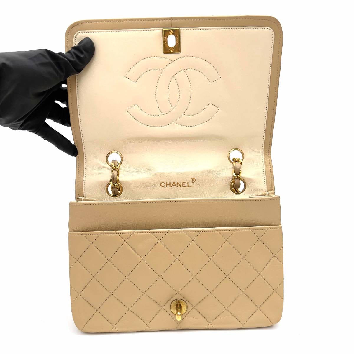 Vintage Chanel Shoulder Bag Lambskin Beige