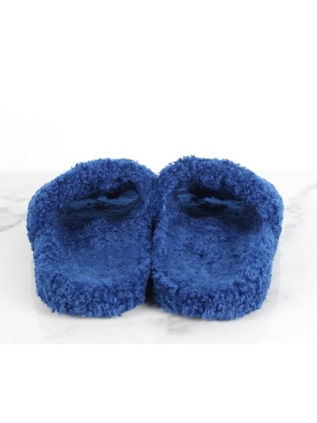 Luxury Balenciaga  fur slide sandals 40